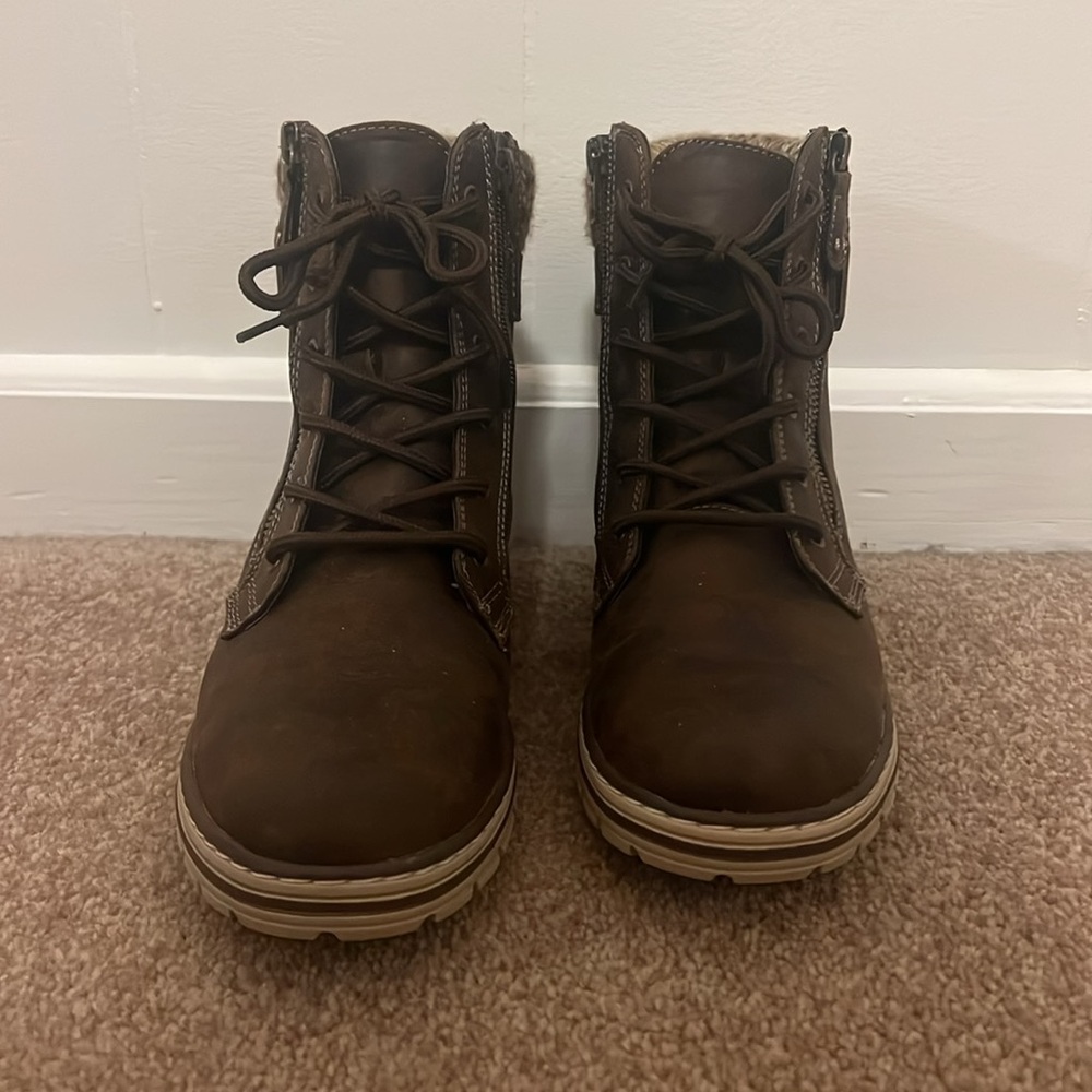 Cliffs by White Mountain booties